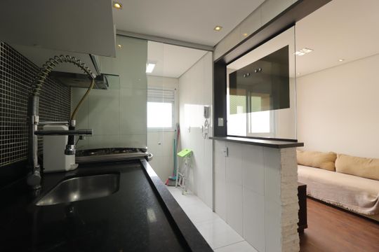 Cozinha de apartamento à venda com 2 quartos, 54m² em Utinga, Santo André