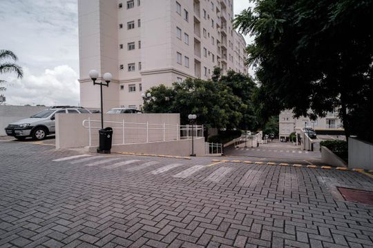Fachada de apartamento à venda com 2 quartos, 47m² em Parque Paineiras, São Paulo