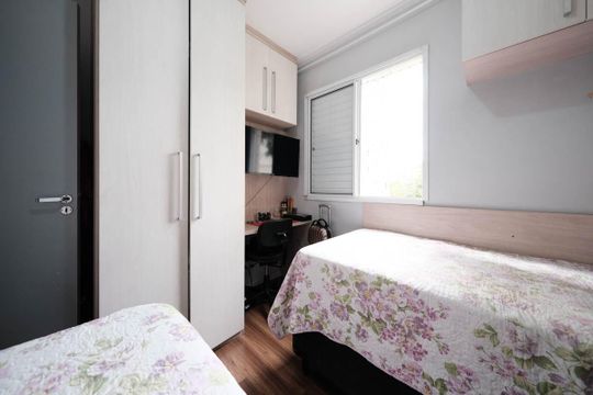Quarto 2 de apartamento à venda com 2 quartos, 47m² em Parque Paineiras, São Paulo