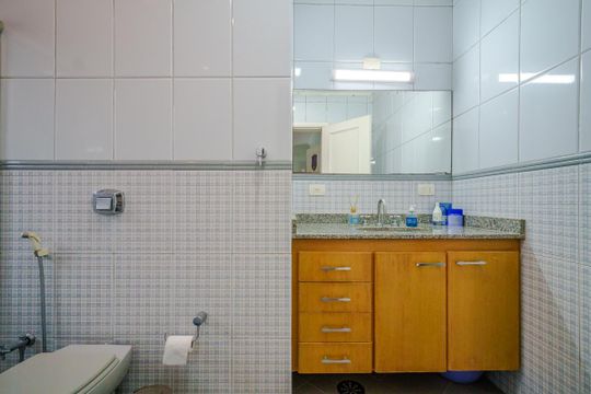 Banheiro da Suíte 3 de casa à venda com 5 quartos, 415m² em Parque dos Principes, São Paulo