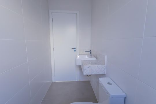 Casa de Condomínio à venda com 2 quartos, 117m² em Boa Vista, Curitiba