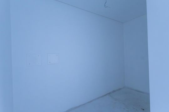 Closet da suíte de casa de condomínio à venda com 2 quartos, 117m² em Boa Vista, Curitiba