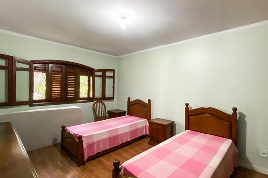 Quarto 1 de casa à venda com 4 quartos, 450m² em Jardim Maringa, São Paulo