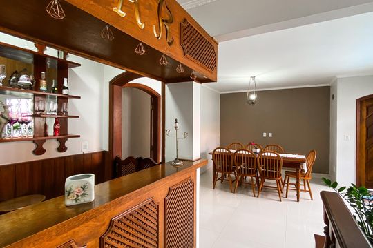Sala de casa à venda com 4 quartos, 450m² em Jardim Maringa, São Paulo