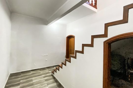 Entrada de casa à venda com 4 quartos, 450m² em Jardim Maringa, São Paulo