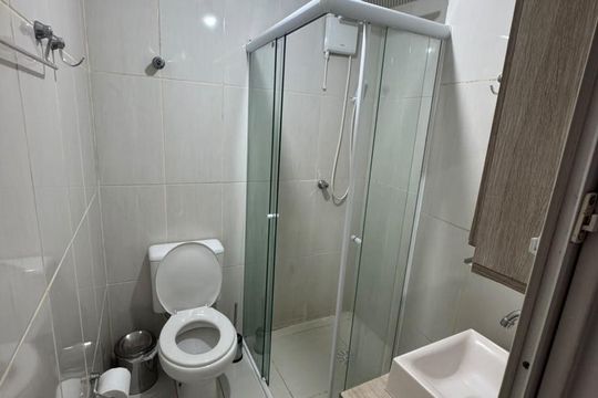 Banheiro de apartamento à venda com 1 quarto, 36m² em Vila Jerusalem, São Bernardo do Campo