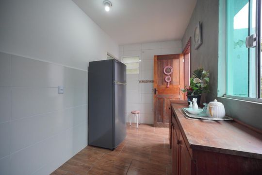 Sala/Cozinha de apartamento para alugar com 1 quarto, 42m² em Cachoeira do Bom Jesus, Florianópolis