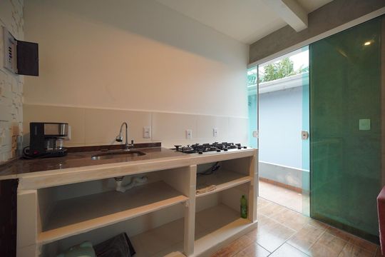 Sala/Cozinha de apartamento para alugar com 1 quarto, 42m² em Cachoeira do Bom Jesus, Florianópolis
