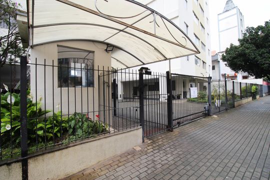 Portaria de apartamento para alugar com 2 quartos, 69m² em Centro, São José dos Campos
