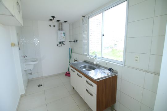 Cozinha de apartamento para alugar com 2 quartos, 48m² em Vicente de Carvalho, Rio de Janeiro
