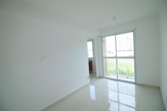 Sala de apartamento para alugar com 2 quartos, 48m² em Vicente de Carvalho, Rio de Janeiro