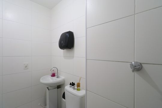 Banheiro de apartamento para alugar com 2 quartos, 35m² em Barra Funda, São Paulo