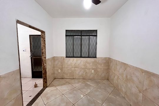 Casa para alugar com 2 quartos, 90m² em Curicica, Rio de Janeiro