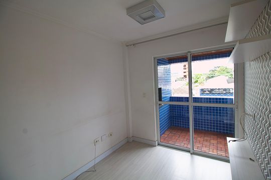 Sala de apartamento para alugar com 2 quartos, 50m² em Cristo Rei, Curitiba