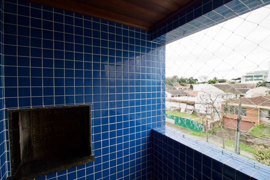 Sacada de apartamento para alugar com 2 quartos, 50m² em Cristo Rei, Curitiba