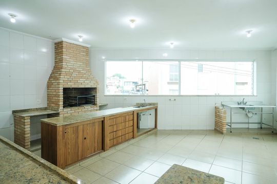 Cozinha de casa para alugar com 3 quartos, 200m² em Nova Gerti, São Caetano do Sul