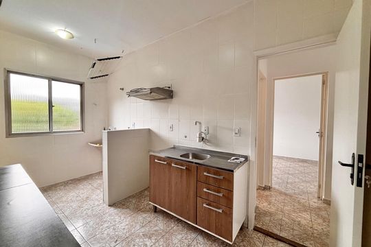 Cozinha de apartamento à venda com 2 quartos, 54m² em Novo Osasco, Osasco