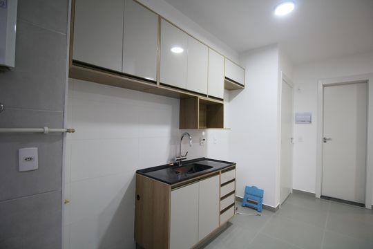 Cozinha - Armários de apartamento para alugar com 2 quartos, 38m² em Vila Andrade, São Paulo
