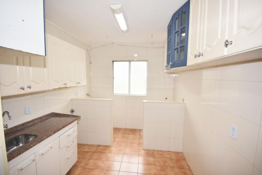 Cozinha de apartamento à venda com 2 quartos, 60m² em Ponte Sao Joao, Jundiaí