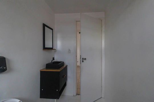 Banheiro de apartamento à venda com 2 quartos, 65m² em Chácara Mafalda, São Paulo