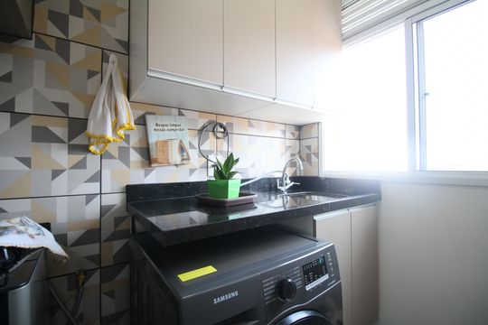 Área de Serviço de apartamento para alugar com 2 quartos, 45m² em Jardim Maria Rosa, Taboão da Serra