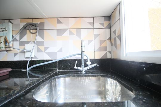 Área de Serviço de apartamento para alugar com 2 quartos, 45m² em Jardim Maria Rosa, Taboão da Serra