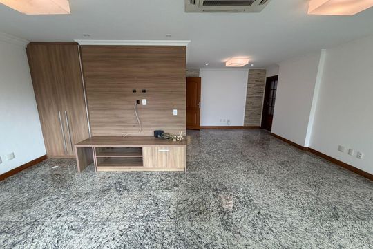 Sala de apartamento para alugar com 4 quartos, 166m² em Barra da Tijuca, Rio de Janeiro