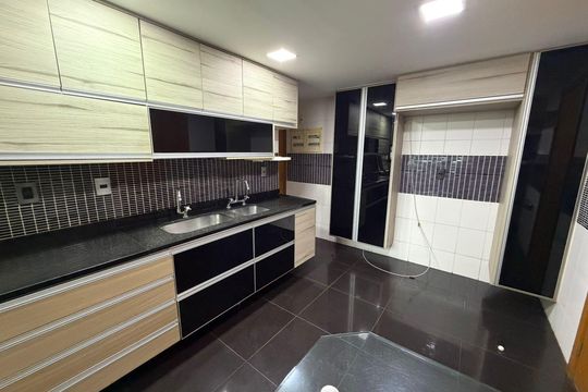 Cozinha de apartamento para alugar com 4 quartos, 166m² em Barra da Tijuca, Rio de Janeiro