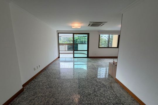 Apartamento para alugar com 4 quartos, 166m² em Barra da Tijuca, Rio de Janeiro
