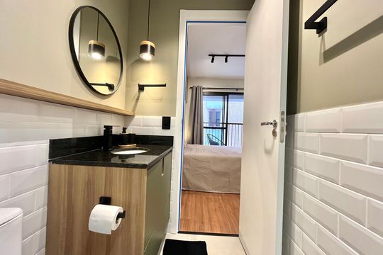 Banheiro de kitnet/studio para alugar com 1 quarto, 26m² em Vila Clementino, São Paulo