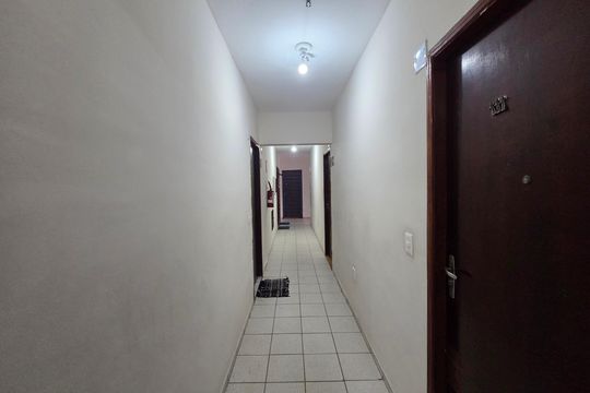 Área comum de kitnet/studio para alugar com 1 quarto, 33m² em Cidade Ocian, Praia Grande
