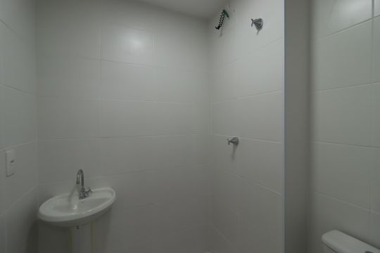 Banheiro de apartamento para alugar com 2 quartos, 36m² em Rp3 (regiões de Planejamento), Santo André
