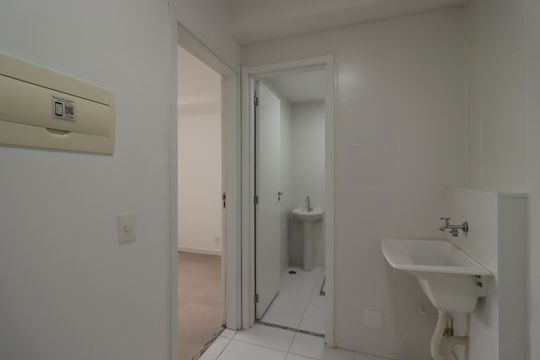 Área de Serviço de apartamento para alugar com 2 quartos, 36m² em Rp3 (regiões de Planejamento), Santo André