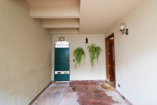 Garagem de casa para alugar com 3 quartos, 200m² em Campo Belo, São Paulo