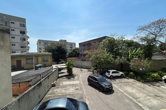Vista do Quarto 2 de apartamento para alugar com 2 quartos, 80m² em Vila Valqueire, Rio de Janeiro