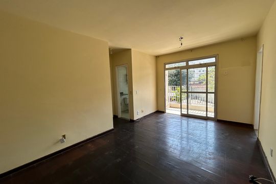 Apartamento para alugar com 2 quartos, 80m² em Vila Valqueire, Rio de Janeiro