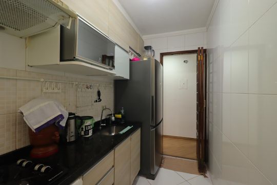 Cozinha de apartamento à venda com 2 quartos, 49m² em Cidade São Jorge, Santo André