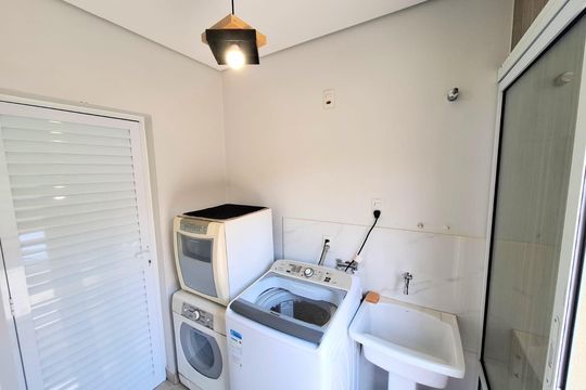 Área de serviço de casa de condomínio para alugar com 3 quartos, 130m² em Betel, Paulínia