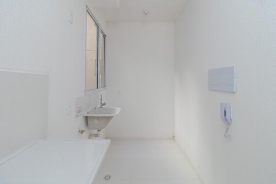 Cozinha de apartamento para alugar com 2 quartos, 43m² em Santa Tereza, Porto Alegre
