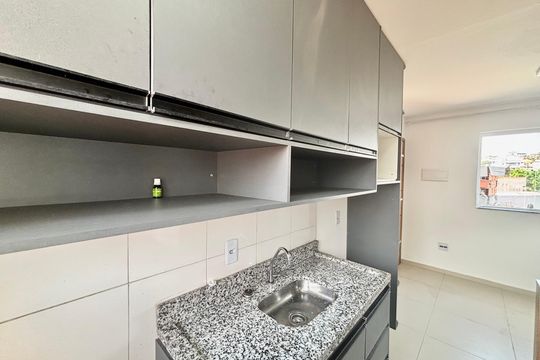 Cozinha de apartamento para alugar com 2 quartos, 39m² em Vila Ré, São Paulo