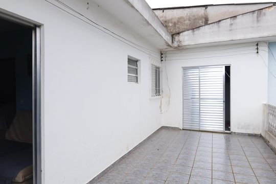 Varanda - Quarto 1 e 3 de casa para alugar com 3 quartos, 156m² em Vila Curuçá Velha, São Paulo