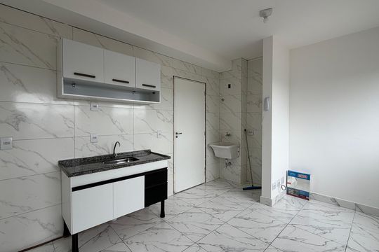 Apartamento para alugar com 2 quartos, 35m² em Vila Sul Americana, Carapicuíba