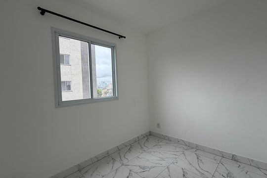 Apartamento para alugar com 2 quartos, 35m² em Vila Sul Americana, Carapicuíba