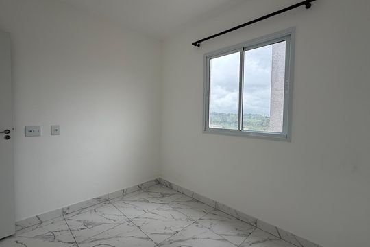 Apartamento para alugar com 2 quartos, 35m² em Vila Sul Americana, Carapicuíba