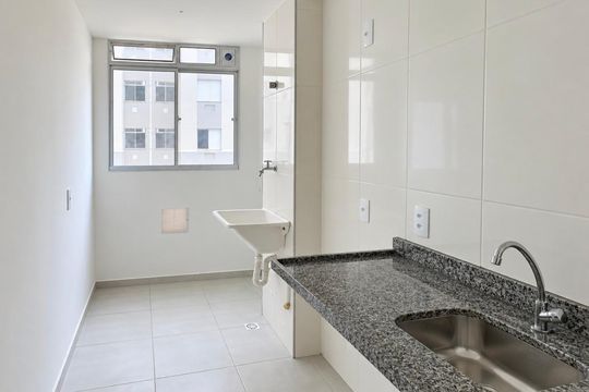 Cozinha de apartamento para alugar com 2 quartos, 50m² em Vila Santa Alice, Duque de Caxias