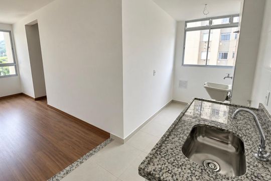 Cozinha de apartamento para alugar com 2 quartos, 50m² em Vila Santa Alice, Duque de Caxias