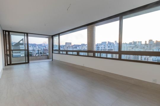 Apartamento à venda com 4 quartos, 150m² em Santo Antônio, Belo Horizonte