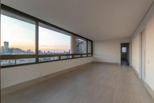 Sala de apartamento à venda com 4 quartos, 150m² em Santo Antônio, Belo Horizonte
