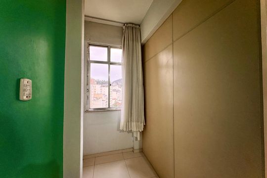 Apartamento à venda com 2 quartos, 65m² em Centro, Rio de Janeiro