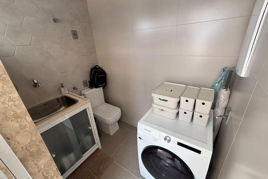 Área de serviço de casa de condomínio à venda com 5 quartos, 230m² em Barra da Tijuca, Rio de Janeiro